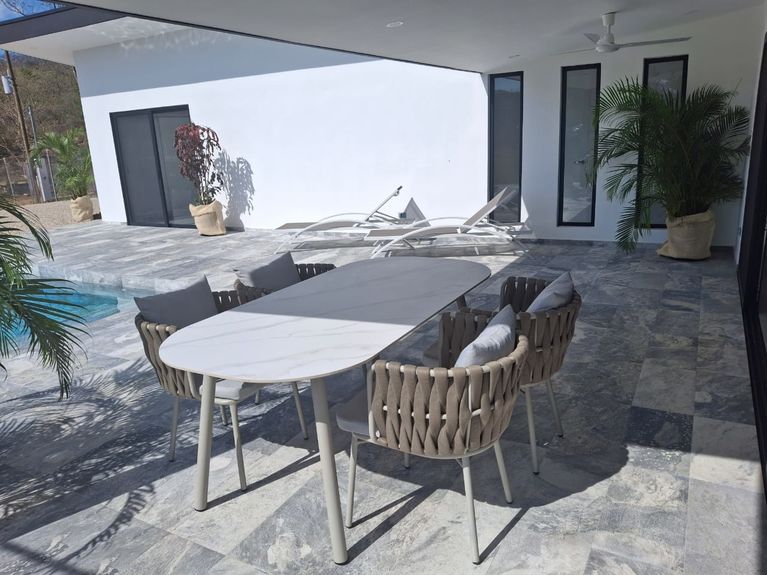 a74bb4df-34cd-4ad9-a4f2-21780d8b1a76