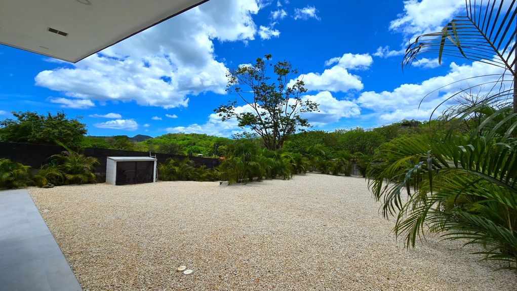 WhatsApp Image 2025-07-02 at 8.30.10 PM (4)