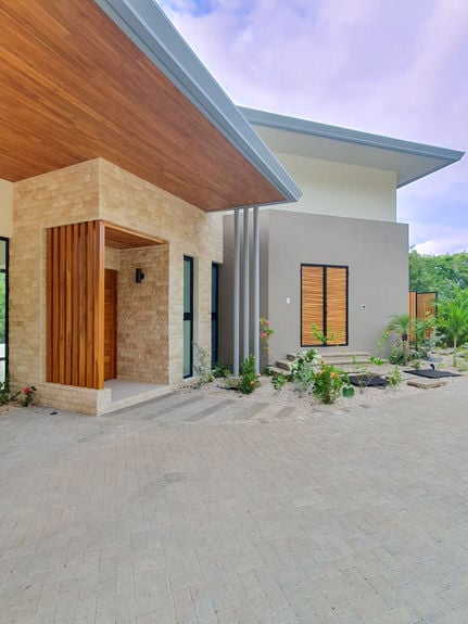 SENDEROS 9B HOUSE-1 2