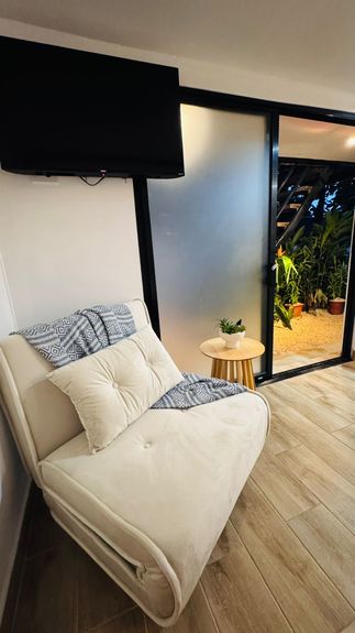 bd8b4c37-d8e2-4830-9678-ad0a6f28aed7