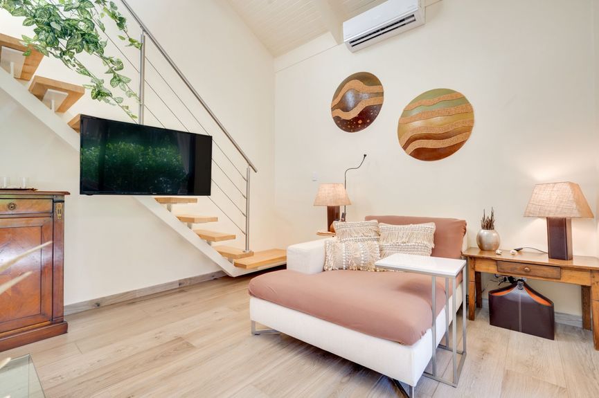 21ef63fc-d5b0-49d5-bf98-f998f629b396 2