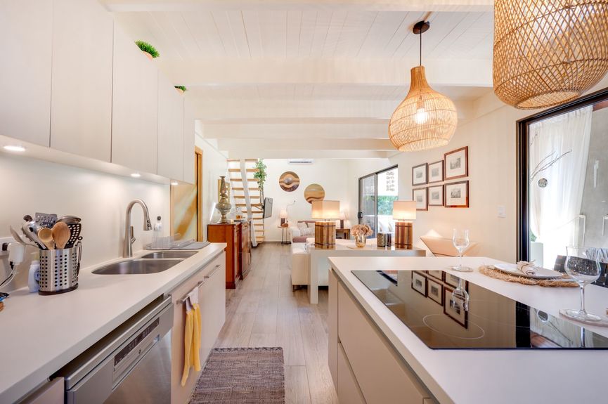 604d0ca4-01ac-4963-8fc4-dc9ad4c9531e 2