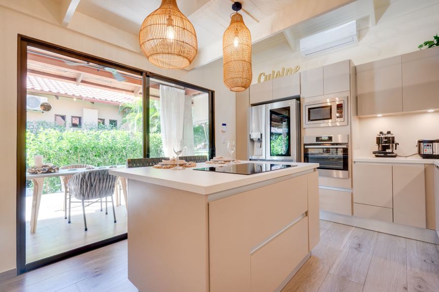 6beb2b2a-bf0a-4220-a8d9-3dfe3a967b52 2