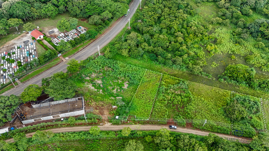 918m2 LOT VILLAREAL. -1