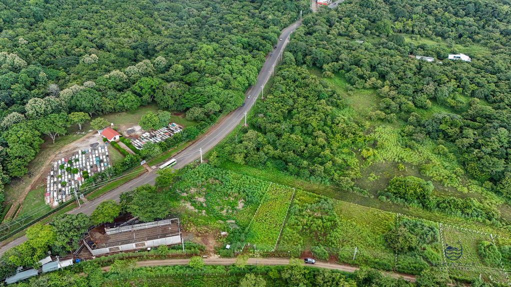 918m2 LOT VILLAREAL.