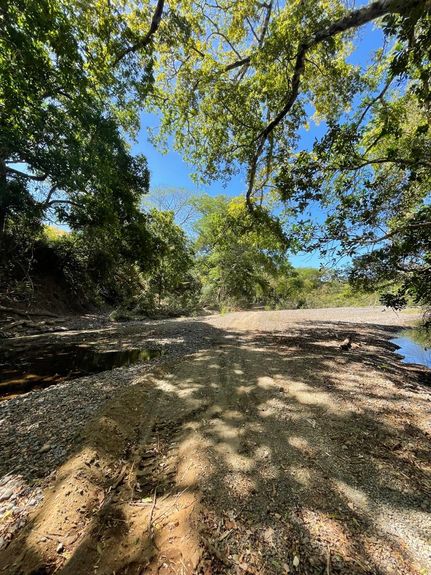 df1c9c5e-b0a2-4a53-a2a4-94ba15ac0409