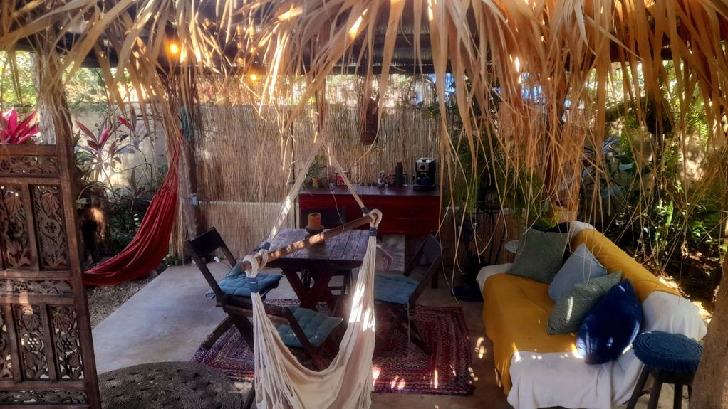 b1f1cd49-7c7c-4fe4-9ec6-fee1df70473d