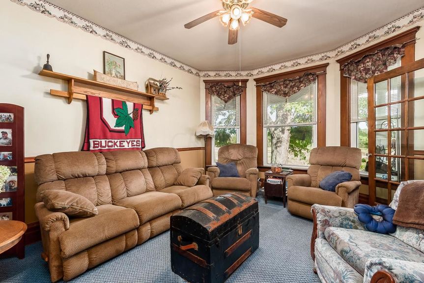 20191012162250818927000000-o