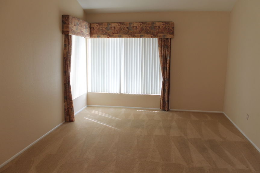 aaq_1931saddlelivingroomjpg