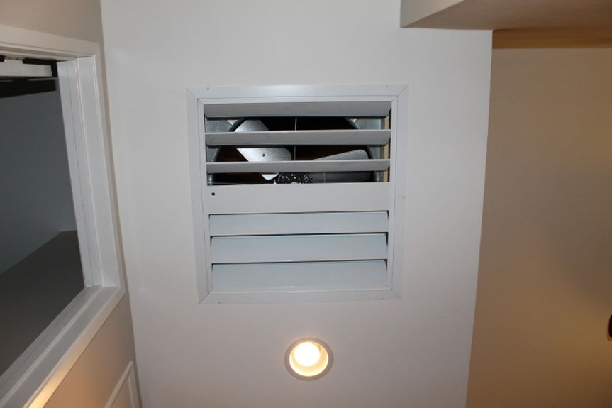 ayt_6271hillsideupstairswholehousefanjpg