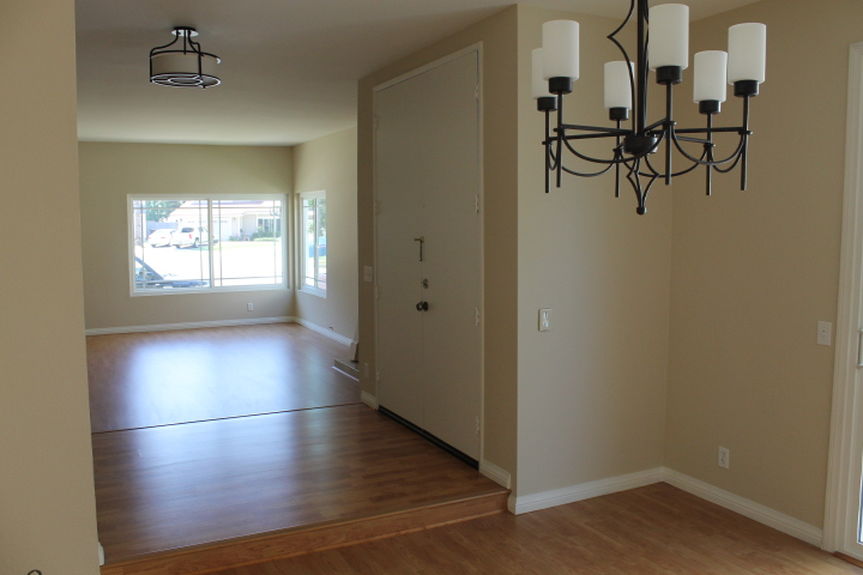 fxl_212tanforanentryjpg