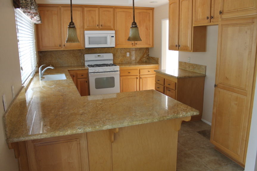 izd_1931saddlekitchensideviewjpg