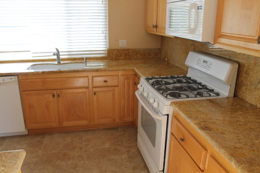 pnt_1931saddlekitchenrearviewjpg