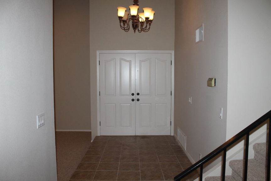 rxb_6271hillsideentryjpg
