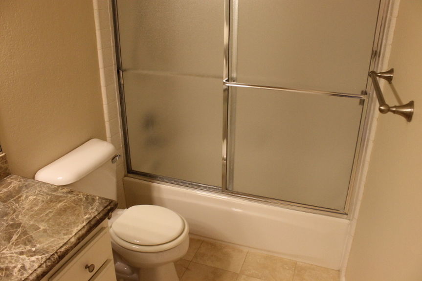 sdi_212tanforanupstairsbathshowerjpg