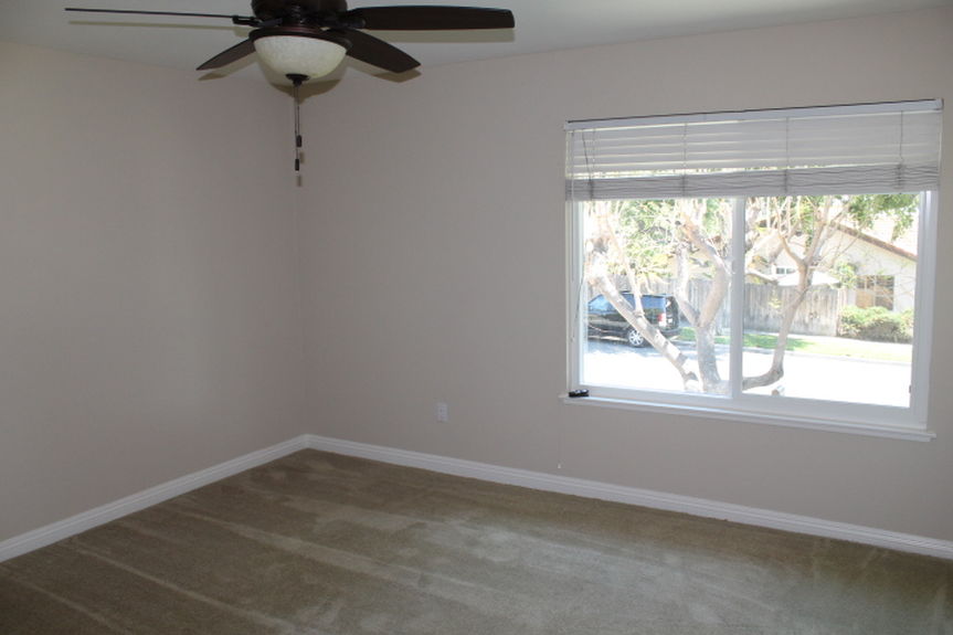 sdi_4321dortheadownstairsbedroomjpg