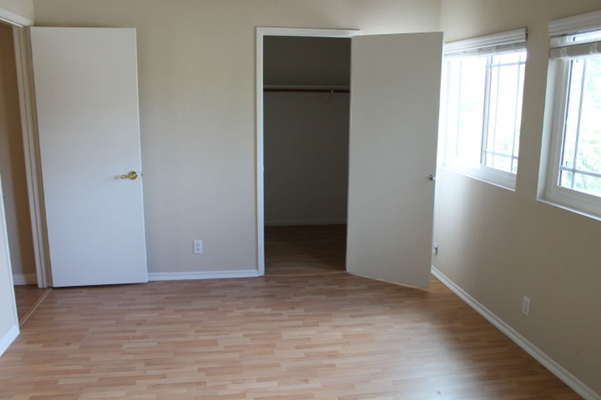 siq_212tanforanbedroomajpg