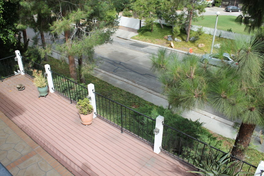 sma_1931saddlemasterbedroombalconyviewjpg