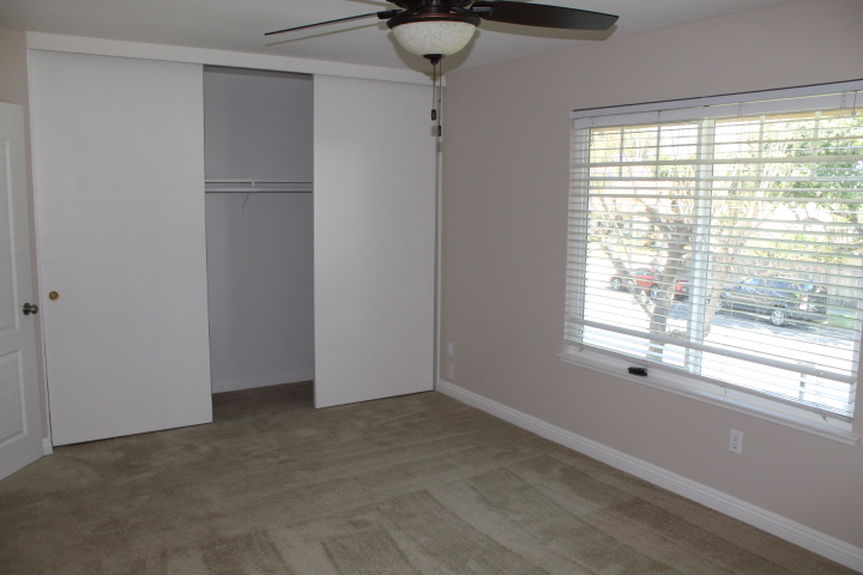 wqy_4321dortheaupstairsbedroomajpg