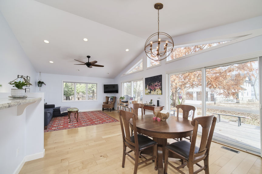 13200_Hopkins_Forest_Dr-15