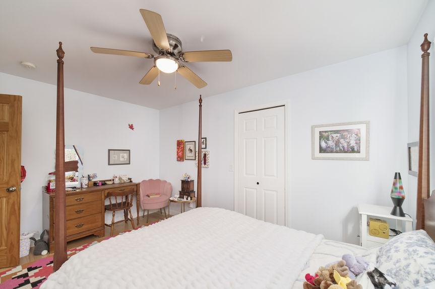 13200_Hopkins_Forest_Dr-22