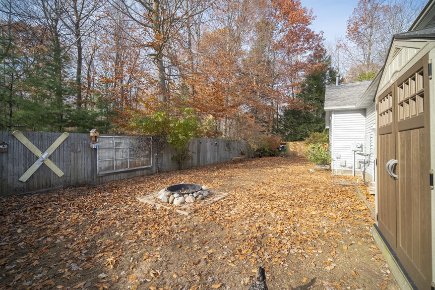 13200_Hopkins_Forest_Dr-31