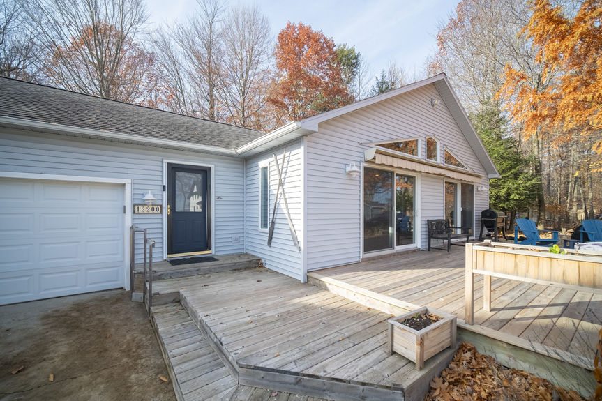 13200_Hopkins_Forest_Dr-39