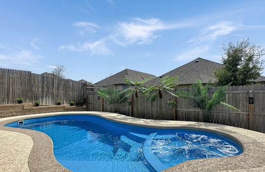 105 Azan Height Pool 1