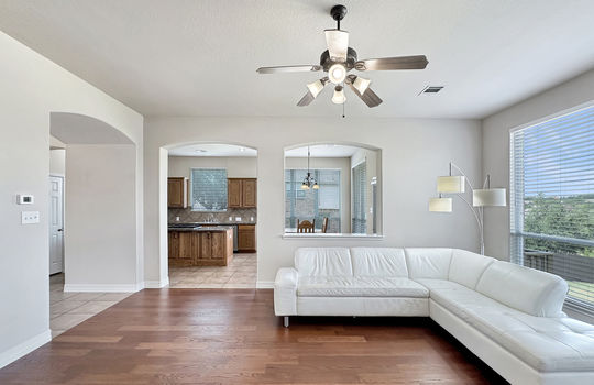 43 Gazelle interior 4