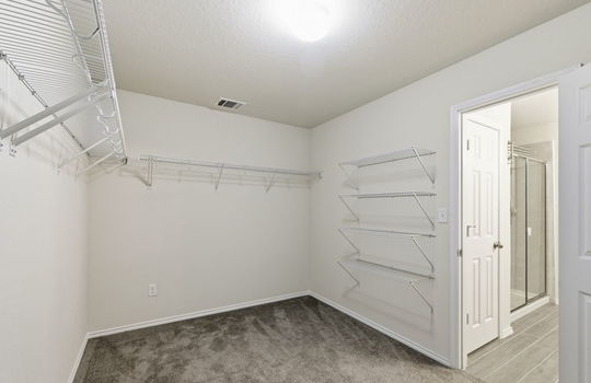 sienna crk primary closet