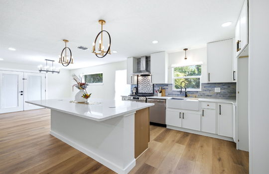 Moss Oak Kitchen 2