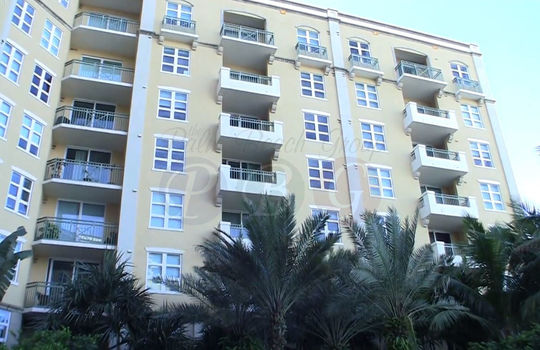 metropolitan-wpb18