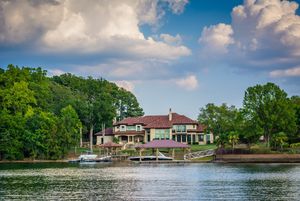 Denver, NC lakefront homes