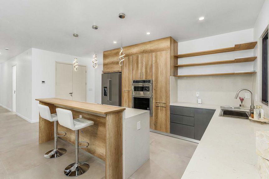 13-web-or-mls-0D8A2493