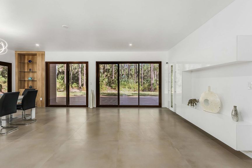 15-web-or-mls-0D8A2507