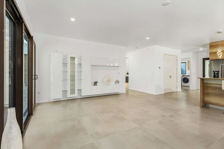 16-web-or-mls-0D8A2515