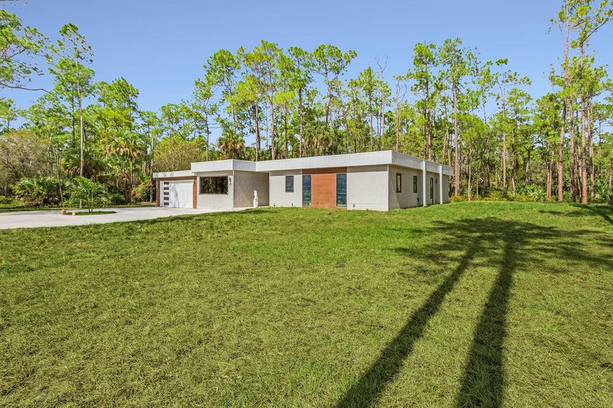 24-web-or-mls-0D8A2586