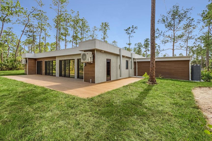 26-web-or-mls-0D8A2601