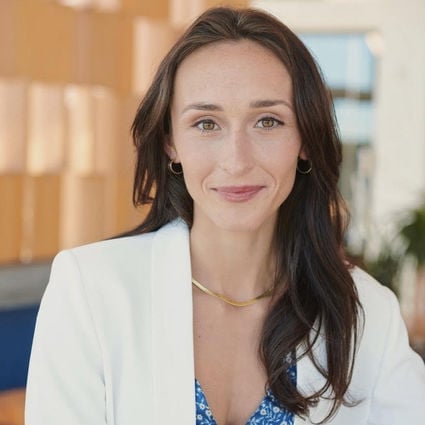 93599f27-dff8-4241-8628-1777981f73d6-425&#215;425