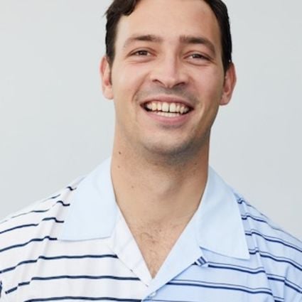 Headshot-425&#215;425