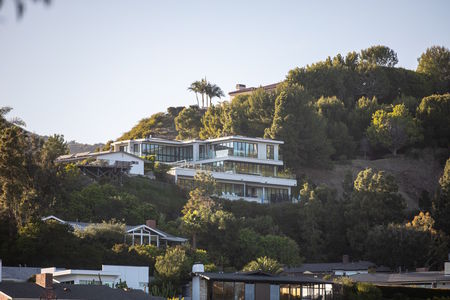 shutterstock_2159852651