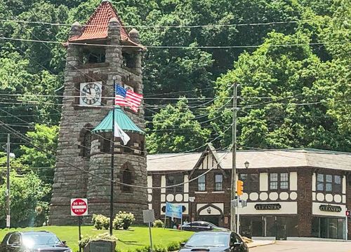 easthills roslyn luxury real estate