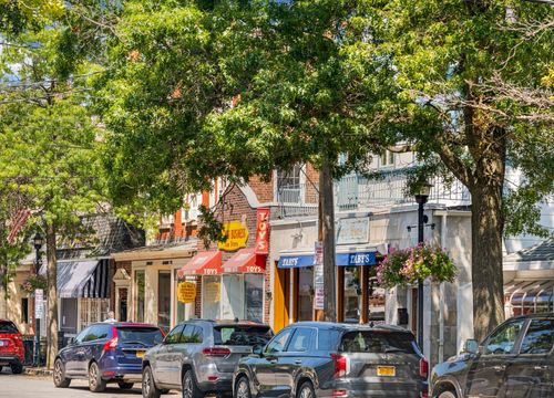 oysterbay Real Estate Property