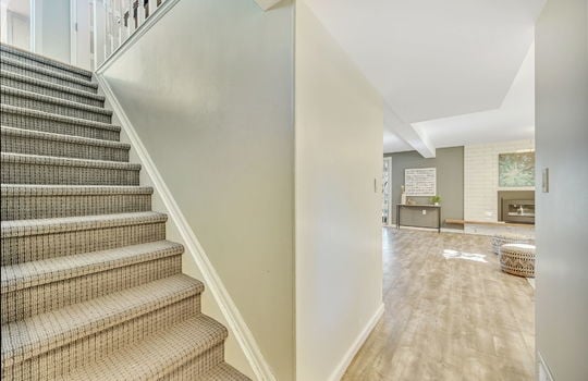 28-web-or-mls-2975 Juilliard St28