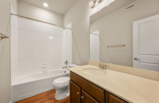 22-web-or-mls-8421 Galvani Trl, E22