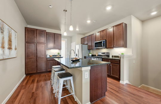 4-web-or-mls-8421 Galvani Trl, E4