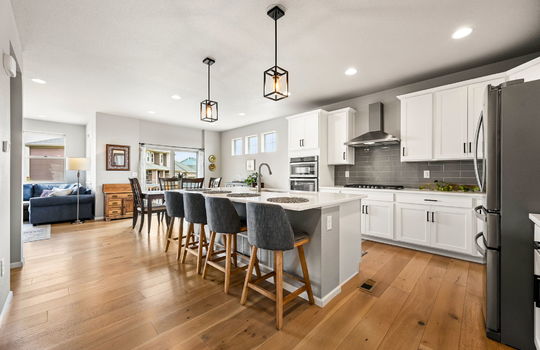 11-web-or-mls-16857 W 87th Ave9
