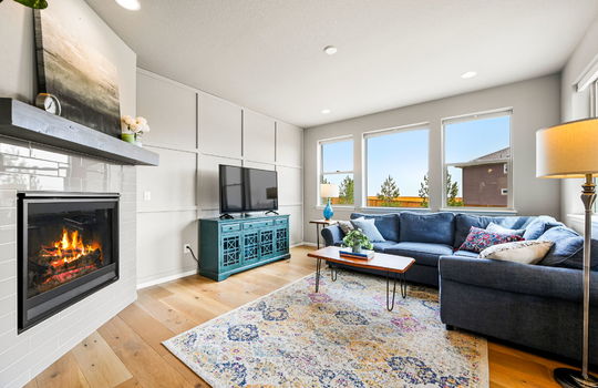 19-web-or-mls-16857 W 87th Ave17