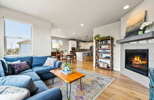 21-web-or-mls-16857 W 87th Ave19