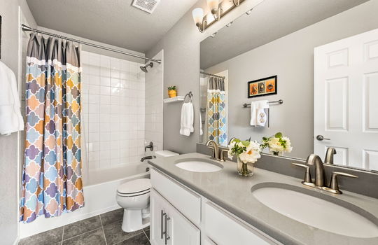 34-web-or-mls-16857 W 87th Ave32